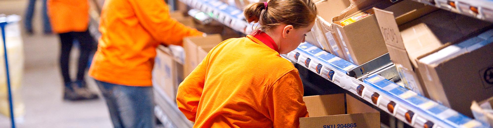 Amway employees during VAL services | Seacon Logistics